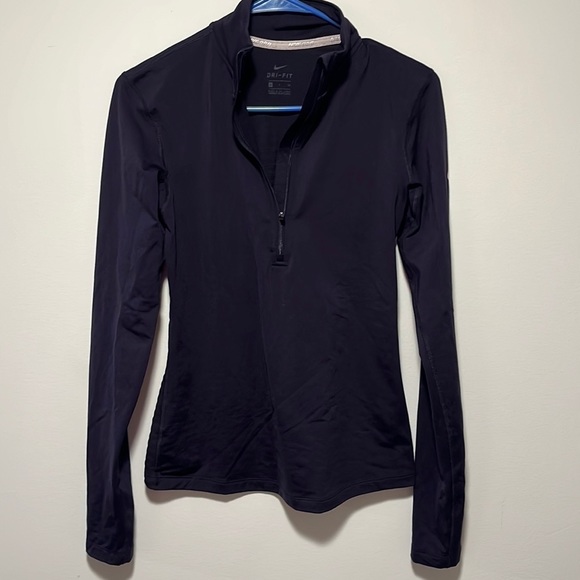 Nike Tops - Nike Dry fit half zip